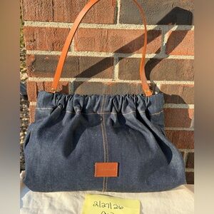 Parker Thatch Denim Mochi NWT